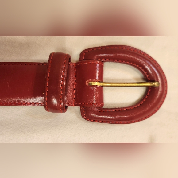 Vintage Coach #3901 Red Burnished cowhide covered buckle belt‎ size small - Picture 3 of 6